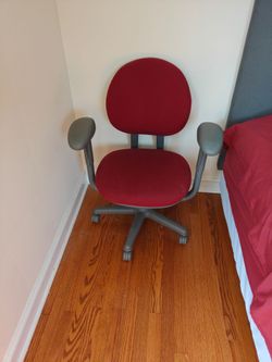 FREE. Desk chairs. Have 2.