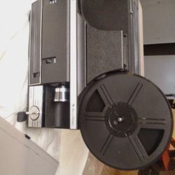 bell and howell 1620 projector. Excellent Condition 
