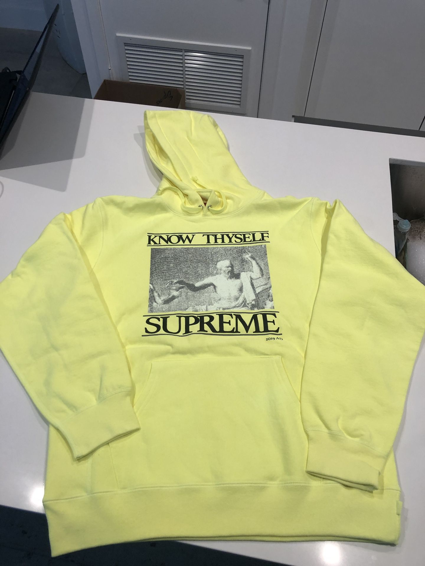 Supreme Hoodie AUTHENTIC size Large