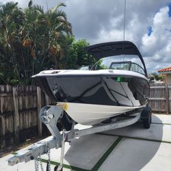 2022 YAMAHA AR250 JETBOAT