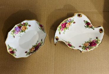 Royal Albert Country Roses Small Serving Played
