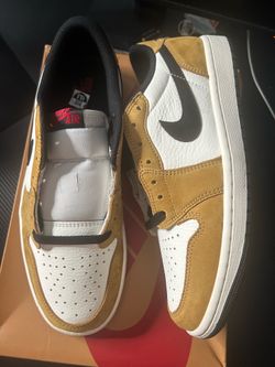 Jordan 1 Low Rookie Of The Year Size 10.5