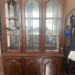 Free China Cabinet 