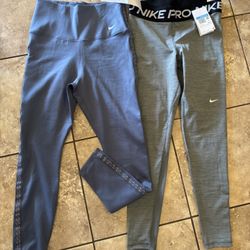 Women’s New With tags Medium Nike Leggings Size Meidum 