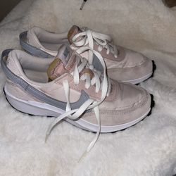 Womens Shoes Size 6.5 