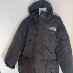 The North Face Down Filled Coat. Medium 