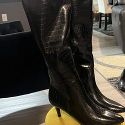 Low Hell Boots Size 8.5 ($10 only)