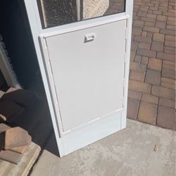 Dog Door New And XXL White With 15-20” Opening 