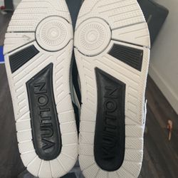 Louv Skates Fit Size 7