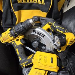 DEWALT NEW  SAW, DRILL, LIGHT, 2 BATTERIES ,  CHARGER AND TOOL BAG  $300 FIRM