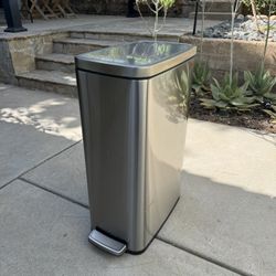 Stainless Steel Trash Can 