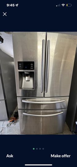 Samsung  Refrigerator Binds. - Free !!!