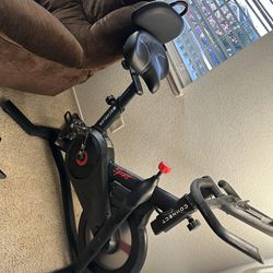 exercise  bike / Bicicleta de ejercicio 
