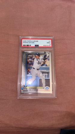 Shohei Ohtani Topps Chrome 2025 PSA 9