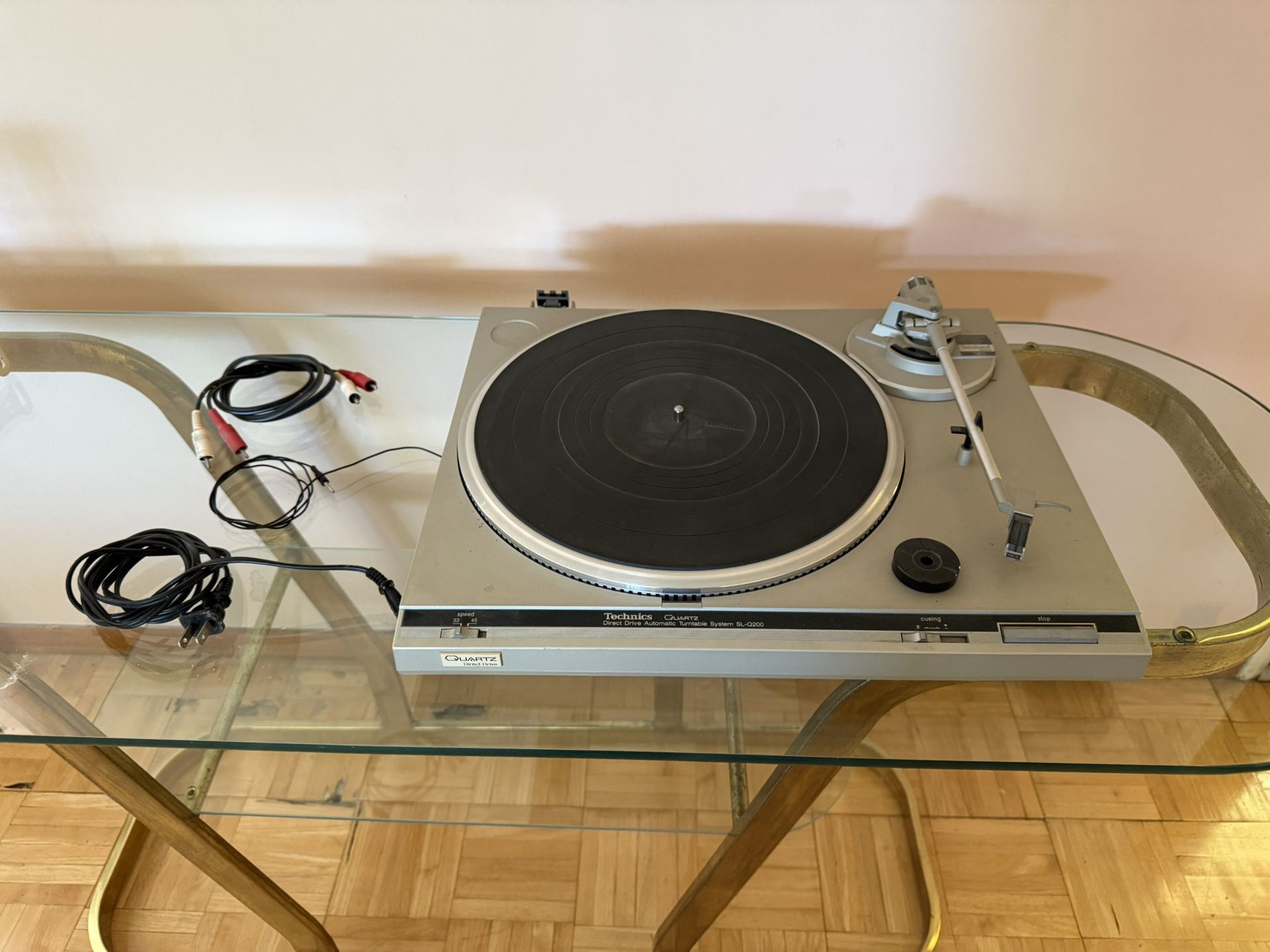 Technics Turntable SL-Q200
