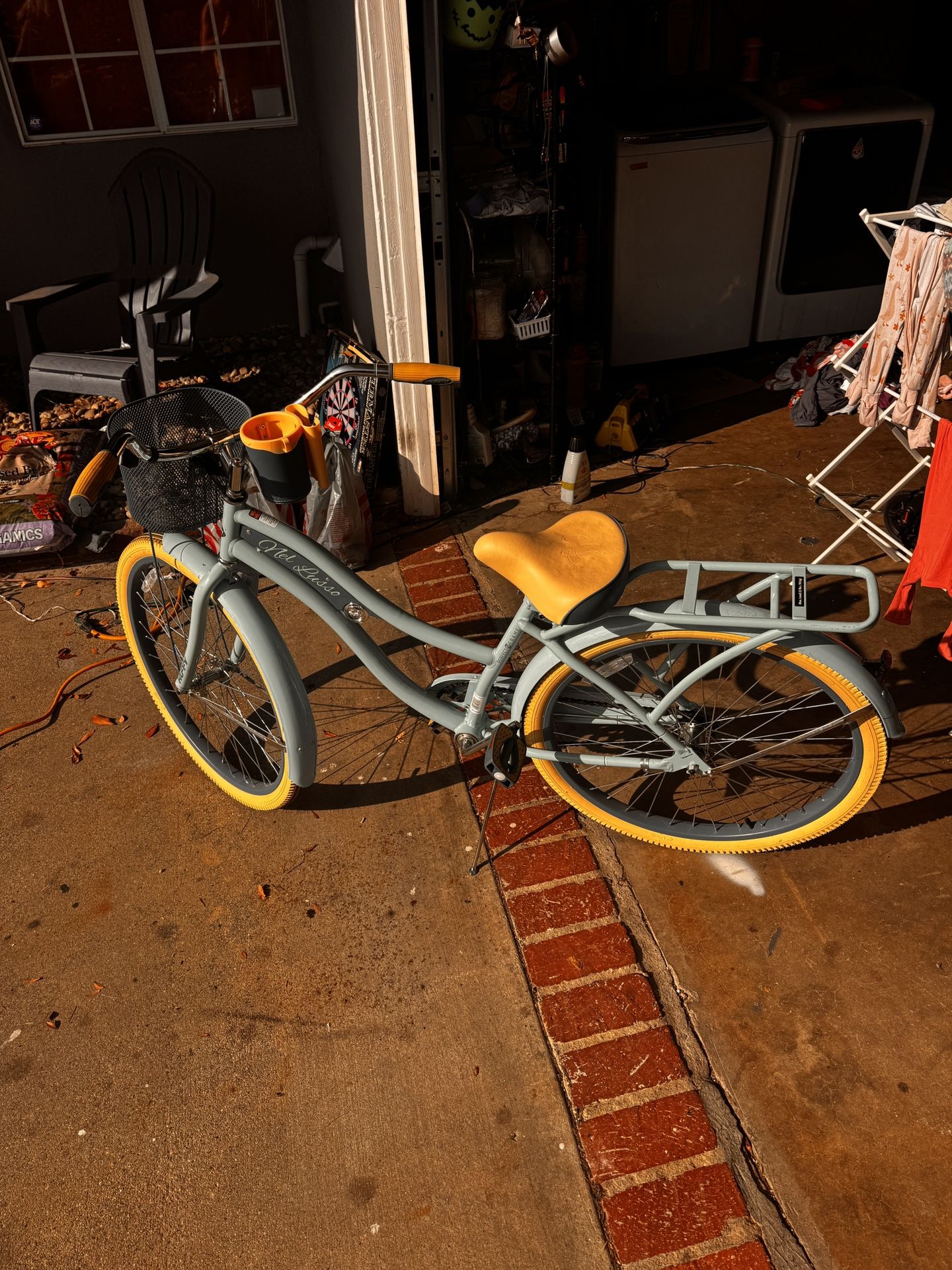 Huffy Nel Lusso Beach Cruiser Ladies Bike