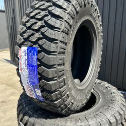 BRAND NEW SET OF MUDDER MUD TIRES 31x10.50r15