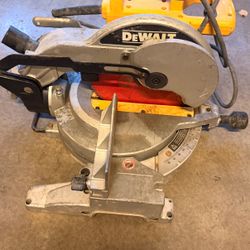 Dewalt 10” Saw 