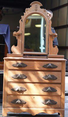 #33662 Antique Victorian Style 17.5" x 73.5" x 38.5" Wide 4-Drawer Dresser with Mirror and Jewelry Cabinets - $225