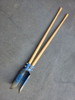 48 in. Wood Handle Steel Post Hole Digger