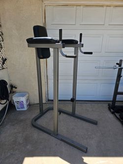 Dips station gym equipment