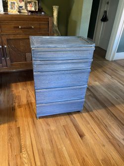 Country Cottage Style Dresser 