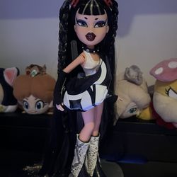 Bratz Doll Mowalola Jade 