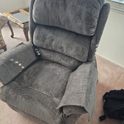 Ultra Comfort Power Lift & Recline  Chair