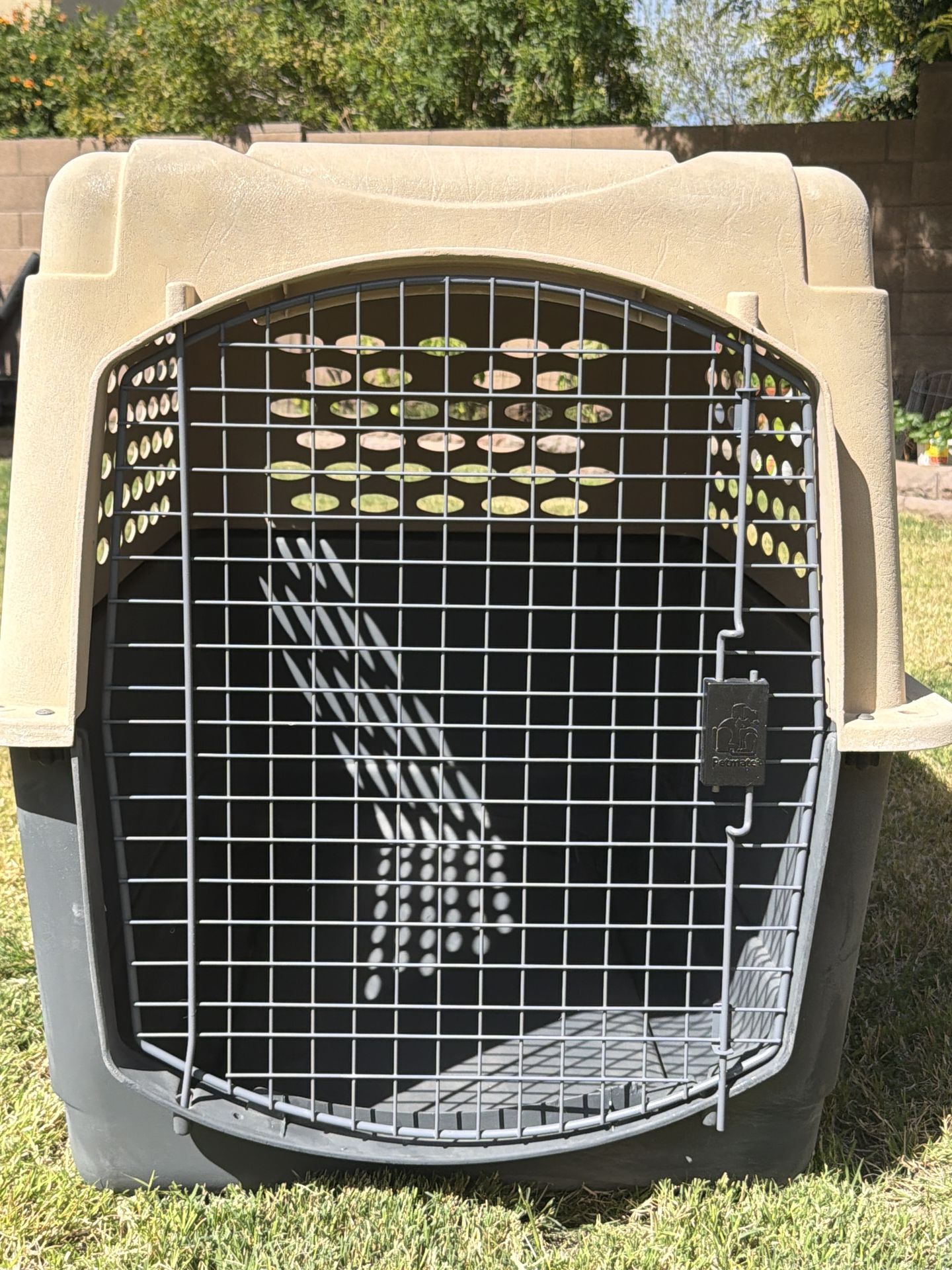 Petmate XL 40” Dog Crate Kennel – Heavy Duty – Clean