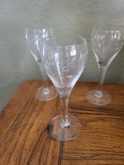 Set of 3 Princess House etched cordials
