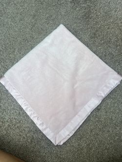 Brand New Ultra Soft Pink Baby Blanket