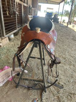 Western saddle