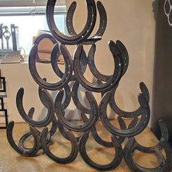 Horseshoe Wine Rack