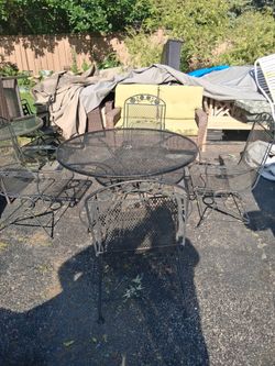 Outdoor patio set