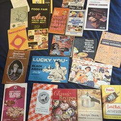 Lot of 22 vintage cooking recipe books meats,Italian,and ice cream