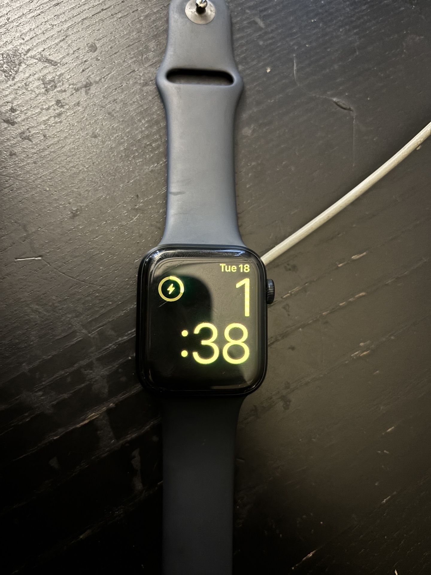 T-Mobile Apple Watch SE + Cellular 