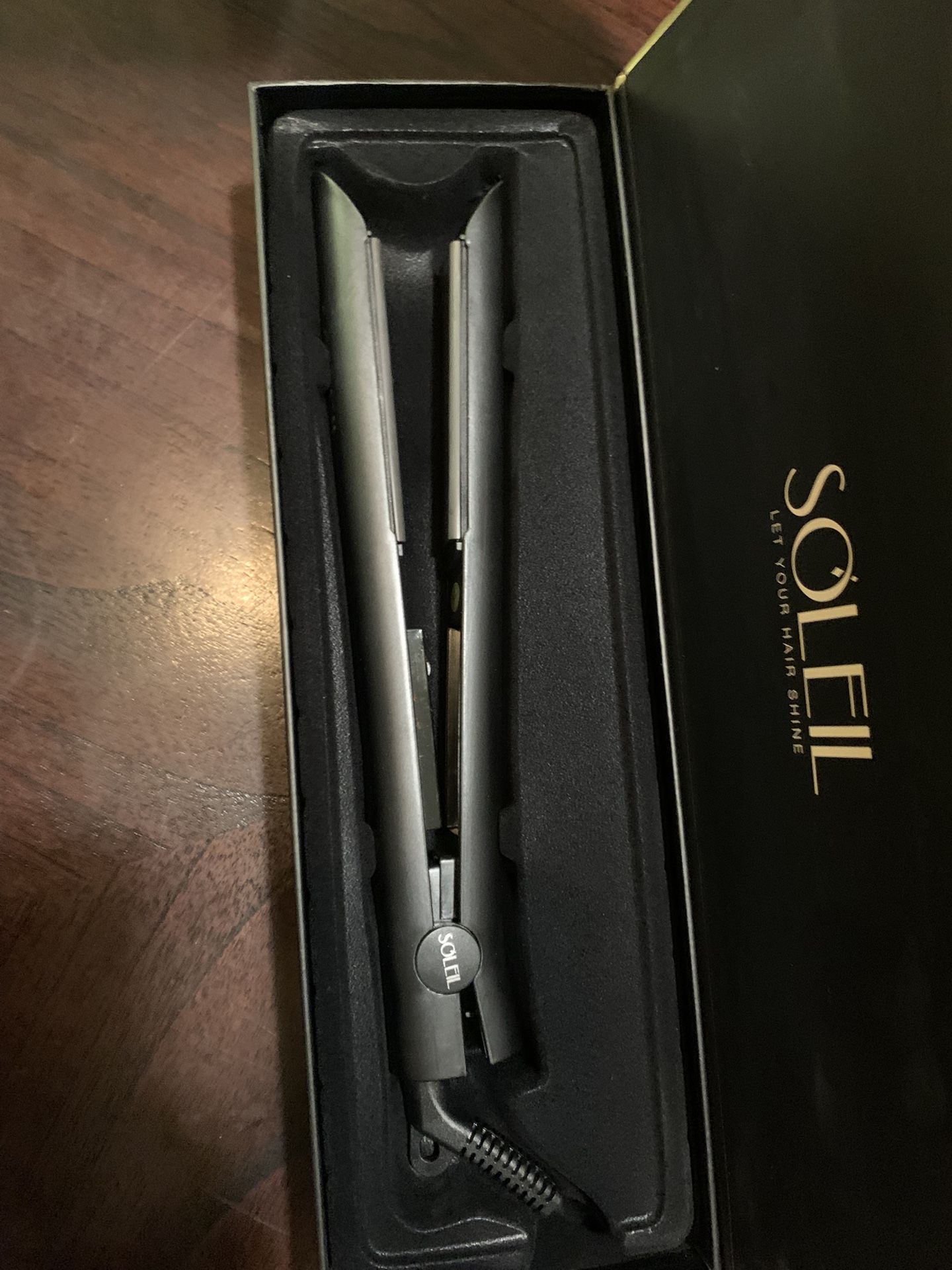 Soleil ceramic flat iron