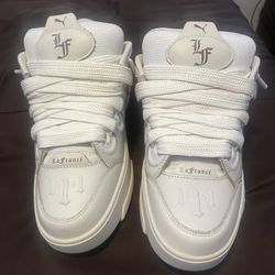 White Lamelo ball’s     “LaFrance”. Brand new never worn.