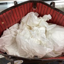 Louis Vuitton Neverfull Hand Bag Authenticated By Entrupy 