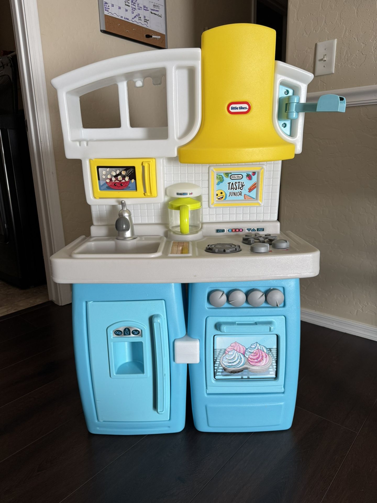 Kid’s Kitchen