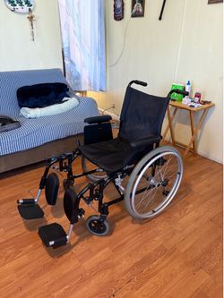 Drive medical cougar series wheelchair