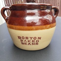 Vintage Monmouth Boston Baked Beans Crock Pot