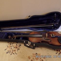 Vintage Antonio Stradivarius 4/4 violin copy made in Czeckoslovakia