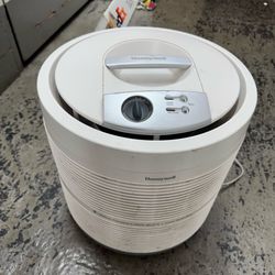 Honeywell 50250 True HEPA Air Purifier Large Room