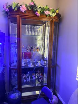 Traditional Lighted Curio Display Cabinet