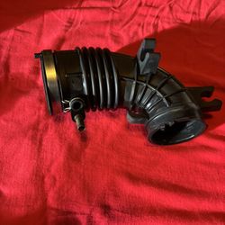2005 2006 Honda CRV air intake hose