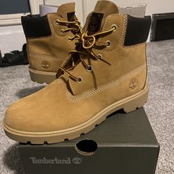 Kids Size 4y Timberland Boots