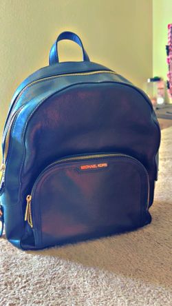 Michael kors bakpak (authentic)