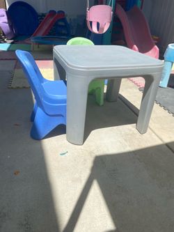Tiny toddler table