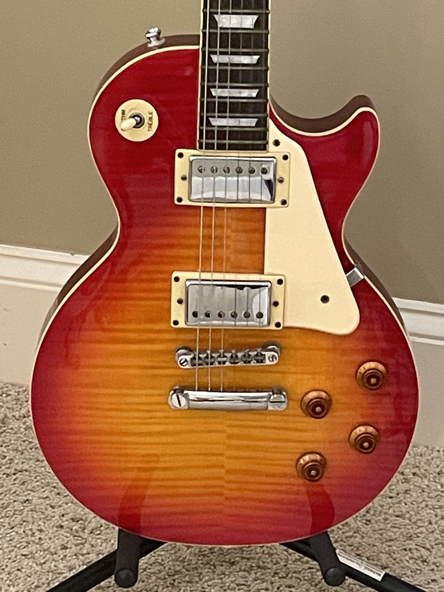Excellent! Epiphone Les Paul Standard Electric Guitar